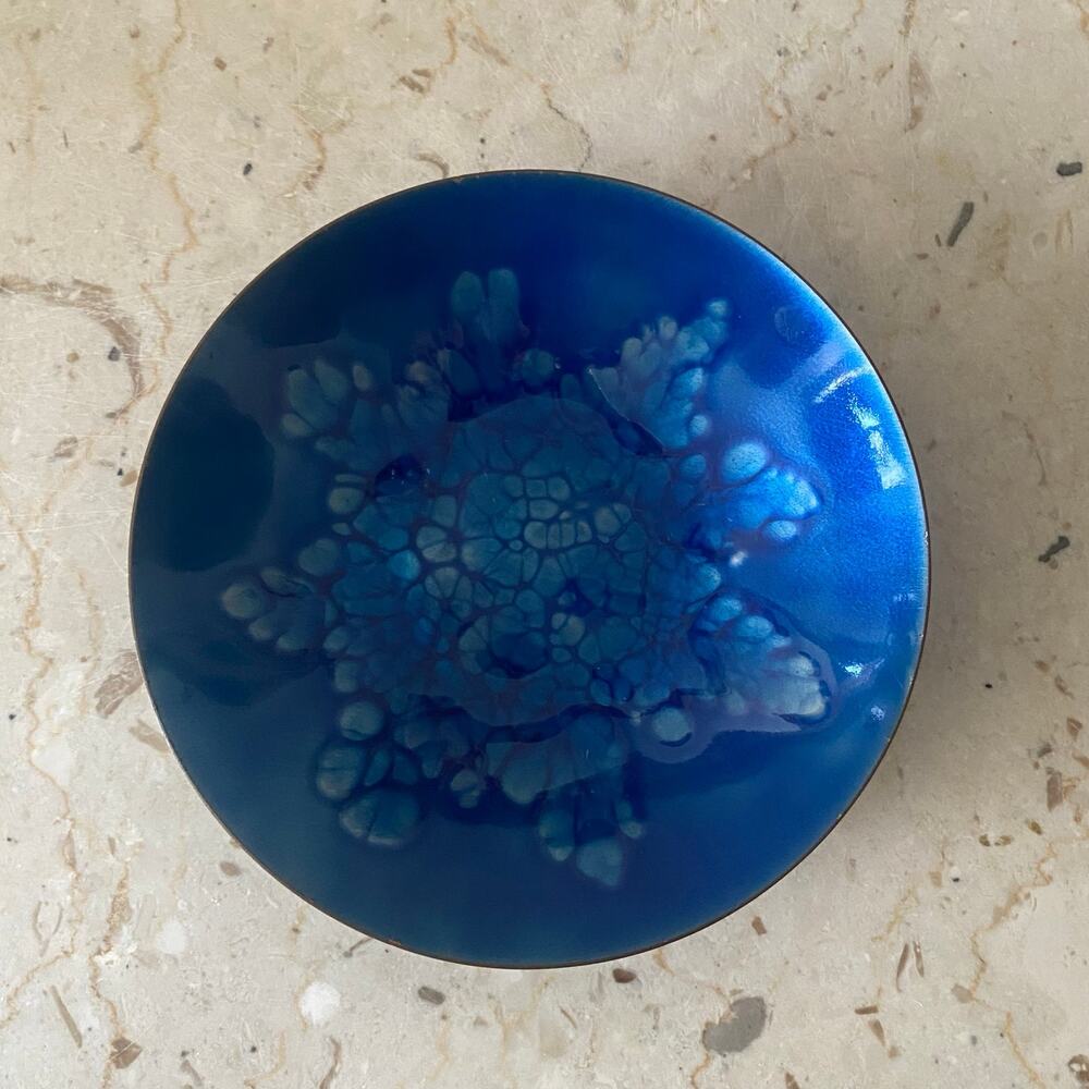 Mid Century Blue Enamel Copper Dish Signed Mann 6.75” Bowl Floral Snowflake